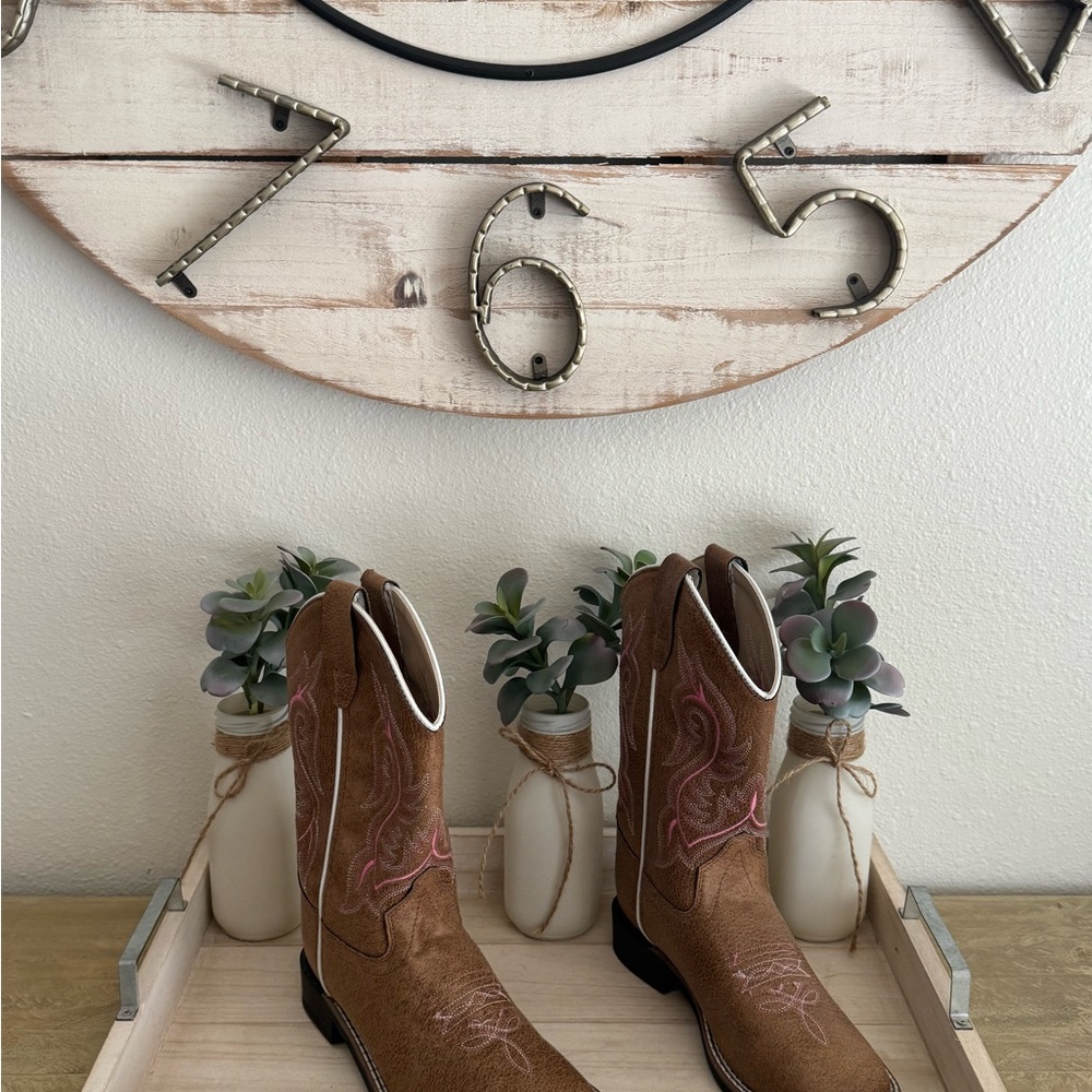 Boot Barn Girl Cowgirl Boots - Picture 9 of 9